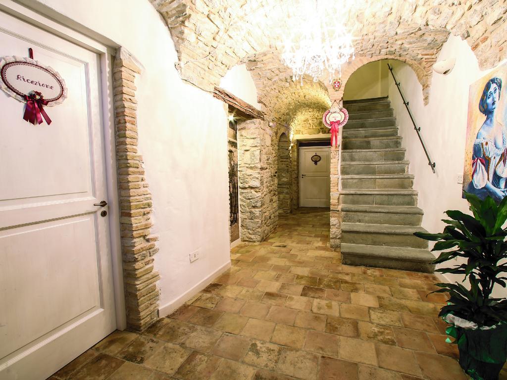 I Templari Di Alberona Hotel Ngoại thất bức ảnh